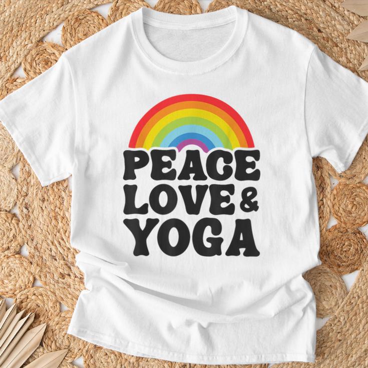 Peace Love & Yoga Regenbogen Hippie Retro Yoga T-Shirt Geschenke für alte Männer