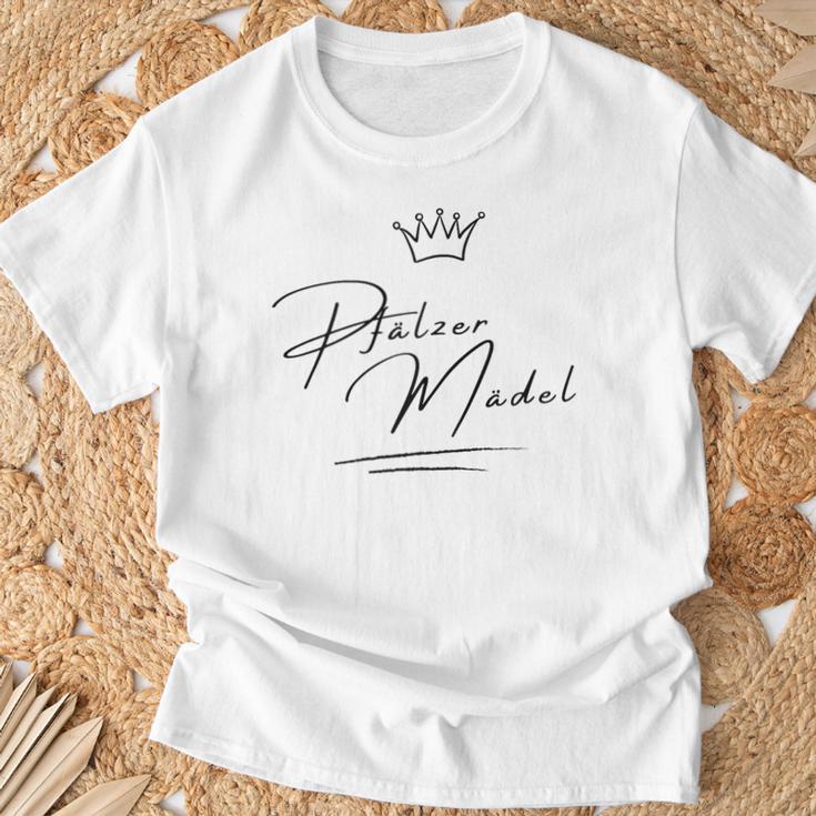 Pfälzer Mädchen – Pfälzer Mädchen – Pfalz – Pfälzer Weinfest T-Shirt Geschenke für alte Männer