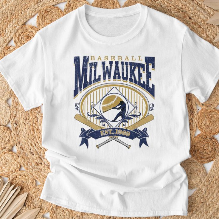 Vintage Retro Milwaukee Baseball T-Shirt Gifts for Old Men