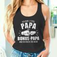 Zwei Titel Papa Und Bonus Papa Und Rocke Sie Beide Fäuste Kapuzenjacke Tank Top