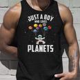 Astronautas Planetas Globos Solo Un Niño Que Ama El Planeta Camiseta sin mangas Regalos para él