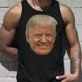 Donald J Trump Das Gesicht Des Präsidenten Auf Einem Meme Tank Top Geschenke für Ihn