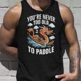Nunca Eres Demasiadoiejo Para Remar Dragon Boat Racing Team Men Camiseta sin mangas Regalos para él