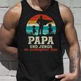 Team Papa Zwei Söhne Kinder Jungsatertag Bester Super Papa Tank Top Geschenke für Ihn