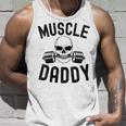 Damen Muscle Daddy Gewichtheber Skelett Langhantel Papa Workout Mit-Ausschnitt Tank Top Geschenke für Ihn