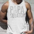 Papa Sasquatch Bigfoot Papa Squatch Lustigeratertag Kapuzenjacke Tank Top Geschenke für Ihn