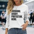 Herren Ehemann Papa Protector Hero Besterateratertag Langarmshirts Geschenke für Sie