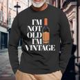 Botella Deino Clásica Divertida Con Texto I Not Old I'mintage Camiseta de manga larga Regalos para ancianos
