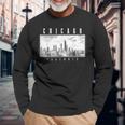 Chicago Illinois Skyline Pride Black & White Vintage Chicago Long Sleeve T-Shirt Gifts for Old Men