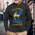 Die Stimmen In Meinem Kopf Sagen Mir Ich Muss Nach Schweden Langarmshirts Geschenke für alte Männer