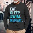 Eat Sleep Swim Repeat Natación Camiseta de manga larga Regalos para ancianos