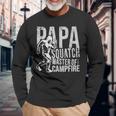 Herren Sasquatch Papa Squatch Camping Bigfoot Für Papaatertag Langarmshirts Geschenke für alte Männer