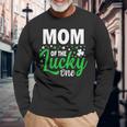 Mom Of The Lucky One Birthday Family St Patrick's Day Long Sleeve T-Shirt Gifts for Old Men
