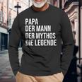 Papa Der Mann Der Mythos Die Legende Long-Sleeved Langarmshirts Geschenke für alte Männer