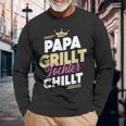 Papa Grillt Tochter Chilltatertag Outdoor Grillen Fan Langarmshirts Geschenke für alte Männer