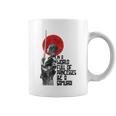 En Un Mundo Lleno De Princesas Ser Un Samurai Japonesa Taza de café