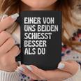 Eine Von Uns Beiden Schiesst Besser Als Du Schiestsport Tassen Lustige Geschenke