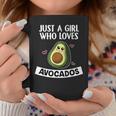 Just A Girl Who Loves Avocadoségétalien Costume Un Avocat Tasse Cadeaux drôles