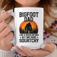 Bigfoot Dad Retro Papa Squatchintage Sasquatchatertag Tassen Lustige Geschenke