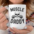 Damen Muscle Daddy Gewichtheber Skelett Langhantel Papa Workout Mit-Ausschnitt Tassen Lustige Geschenke