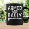 Armed And Dadly Lustiger Bewaffneter Papa Pun Tödlicherater Witz Tassen Geschenkideen