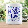 Hi Five Boy 5 Years Old Blue Fête D'anniversaire De Famille Tasse Idées cadeaux