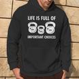 Das Leben Istoller Important Decisions Life Is Full Of Important Decisions Kettlebell Hoodie Lebensstil