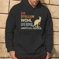 Sie Stellen Wohl Gerne Unnecessary Fragen Retro Kangaroo S Hoodie Lebensstil