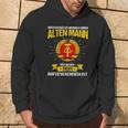 Unterschätze Niemals Ein Alten Mann Ddr East Dutschland Hoodie Lebensstil