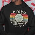 Never Forget Pluto Retro Style Vintage Science Hoodie Lustige Geschenke