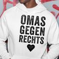 With 'Omas Agegen Richs' Anti-Rassism Fck Afd Nazis Hoodie Lustige Geschenke