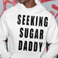 Seeking Sugar Daddy Dad Geburtstagatertag Papa Lustiger Witz Mit-Ausschnitt Kapuzenpullover Lustige Geschenke