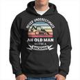 Herren Old Man With A Backhoe Lustiger Bagger Geschenk Papa Kapuzenpullover