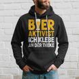 Bier-Aktivist Schwarzes Hoodie, Ich Klebe An Der Theke Lustiges Biertrinker-Design Geschenke für Ihn