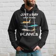 Nur Ein Junge Der Aerplanes Liebe Toddler Pilot Plane Hoodie Geschenke für Ihn