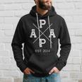 Stolzer Papa 2024 Papa Life Papa Est 2024 Kapuzenpullover Geschenke für Ihn