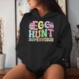 Egg Hunt Supervisor Retro Egg Hunting Party Mom Dad Easter Women Hoodie Gifts for Her