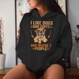 Me Gustan Los Perros Café Talez 3 Personas Divertidas Perro Sarcástico Es Cuello Sudadera con capucha para mujer Regalos para ella