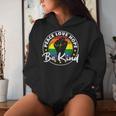 Regenbogen Flag Pride Lgbtq Peace Love Hope Be Kind Pride Kapuzenpullover für Damen Geschenke für Sie