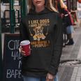 Me Gustan Los Perros Café Talez 3 Personas Divertidas Perro Sarcástico Es Cuello Sudadera con capucha para mujer Regalos divertidos