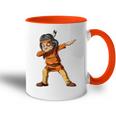 Garçon Indien Qui Dabbing Accent Mug