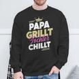 Papa Grillt Tochter Chilltatertag Outdoor Grillen Fan Sweatshirt Geschenke für alte Männer