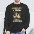 Unterschätze Niemals Einen Alten Mann Mit Drumsticks Music Sweatshirt Geschenke für alte Männer