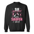 Sie Heiratet Wir Saufen Nur Junggesellenabschied Sweatshirt