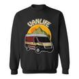 Vanlife Abenteuer Camping Sweatshirt, Bergsonnenuntergang Design