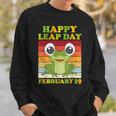 Frog Happy Couple Leap Day February 29 Leap Birthday Sweatshirt Gifts for Him