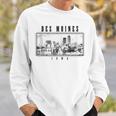 Des Moines Iowa Vintage Skyline Black & White Des Moines Sweatshirt Gifts for Him