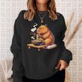 Cute Capybara Eats Ramen Noodles Capybaras Ramen Sweatshirt Geschenke für Sie