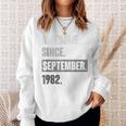 41St Birthday Vintage Retro 41 Year Old September 1982 Sweatshirt Gifts for Her