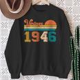 77Th Birthday Retro Vintage Born In 1946 Birthday Sweatshirt Gifts for Old Women